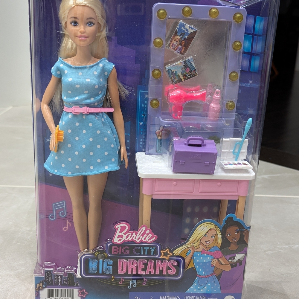 2/$40 Brand New Barbie: Big City, Big Dreams Blonde Doll Backstage dressing room